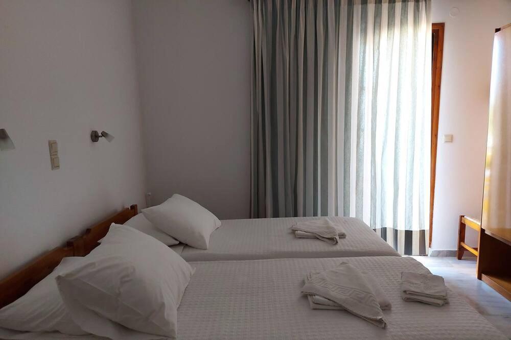 Menelaos Apartments Daratsos Ngoại thất bức ảnh