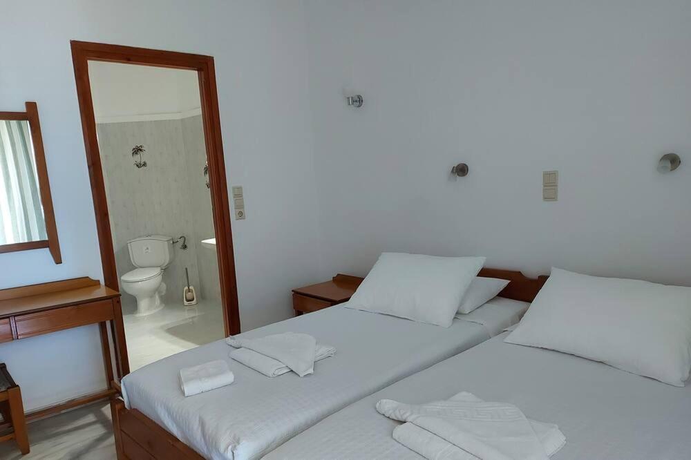 Menelaos Apartments Daratsos Ngoại thất bức ảnh