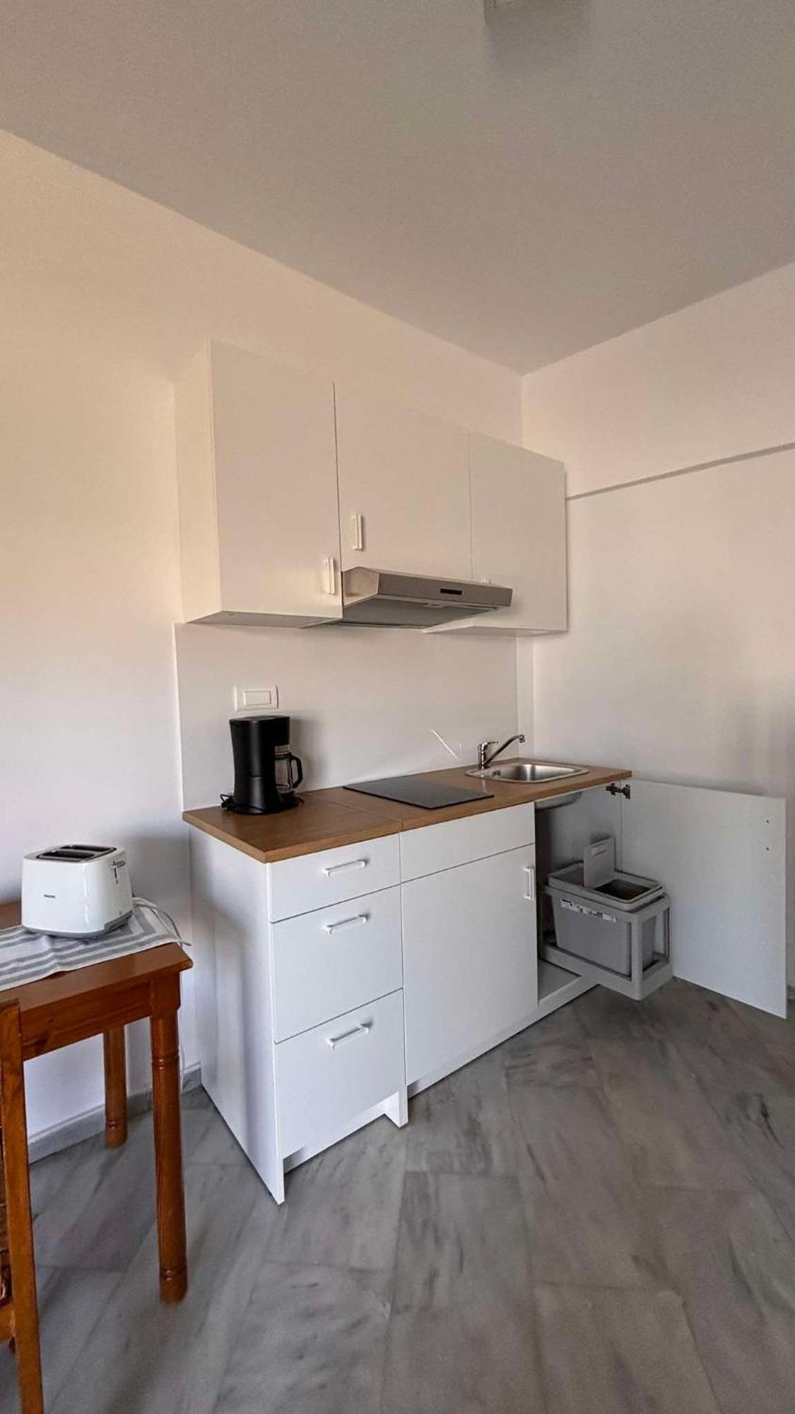 Menelaos Apartments Daratsos Ngoại thất bức ảnh
